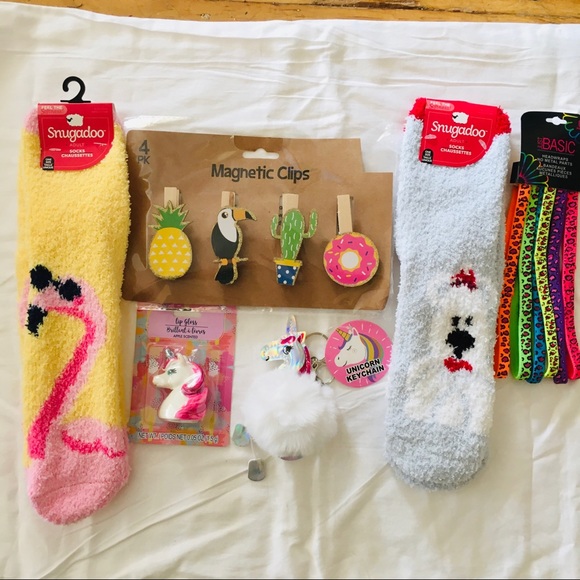 SOCKS FUZZY FLAMINGO DOG UNICORN KEY CHAIN LIP GLO - Picture 15 of 15